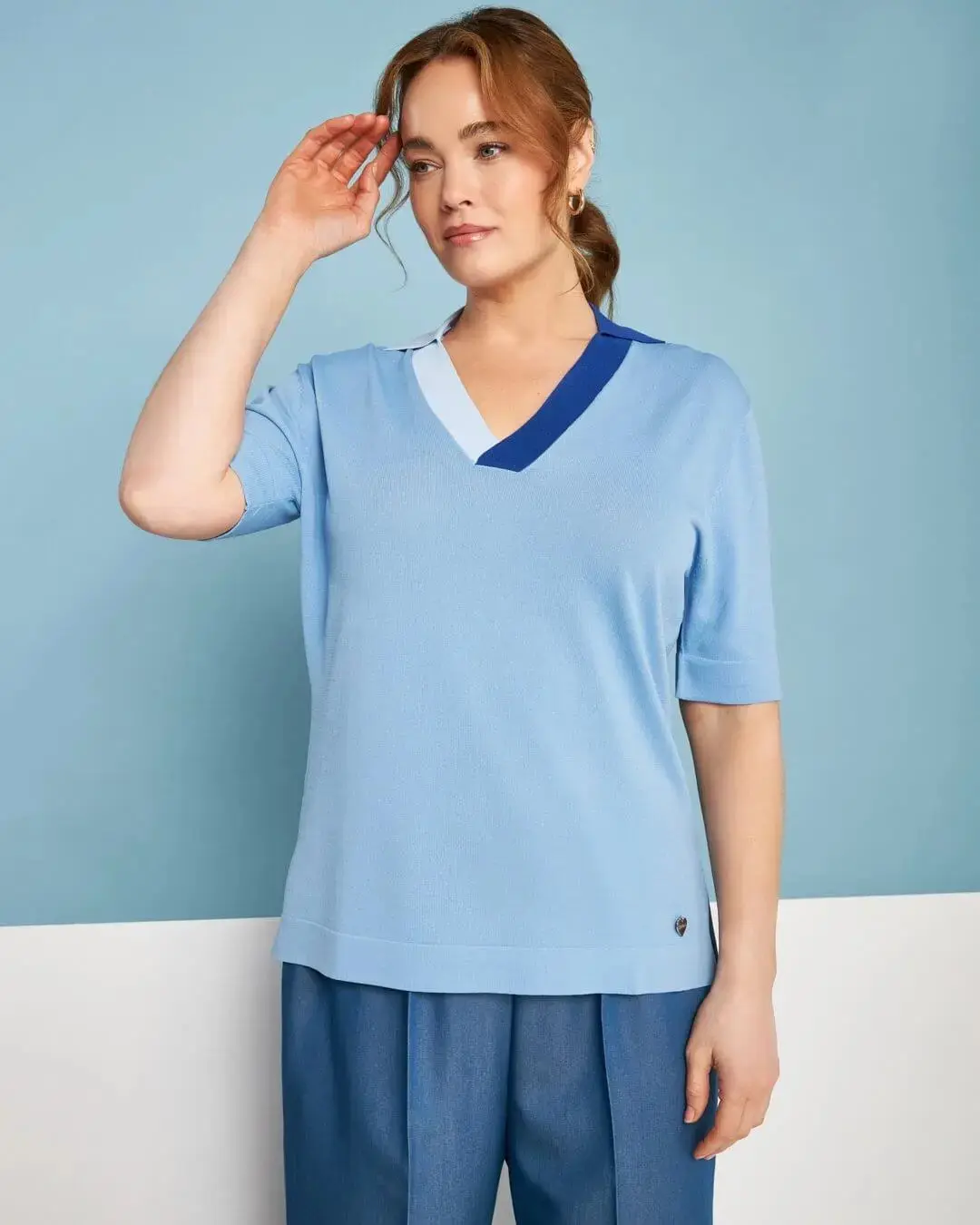 Maglia polo a maniche corte in filato di misto viscosa tinta unita con scollo a contrasto LIGHT BLUE - Image 2