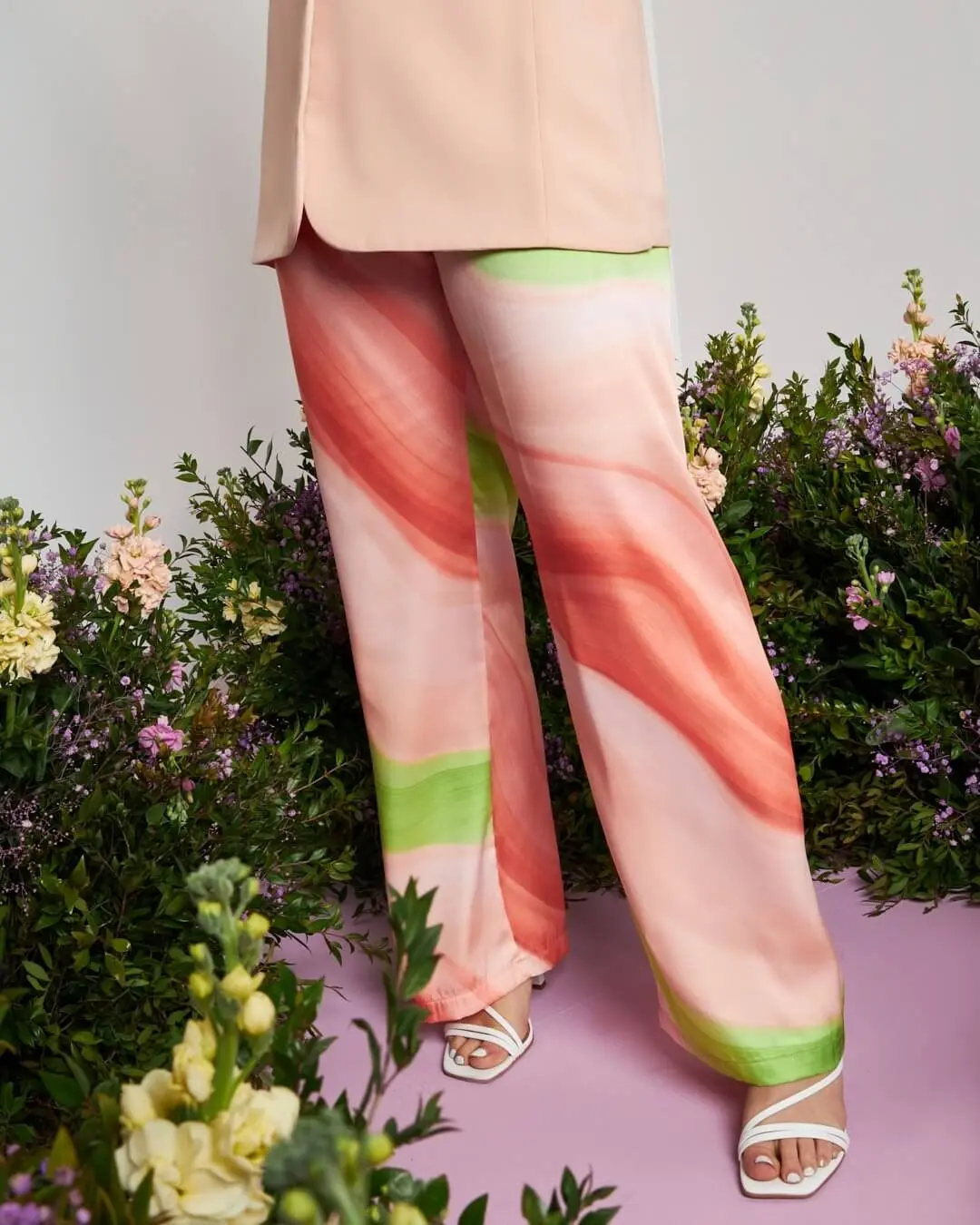 Pantalone a gamba dritta in raso con fantasia astratta sfumata CIPRIA - Image 3