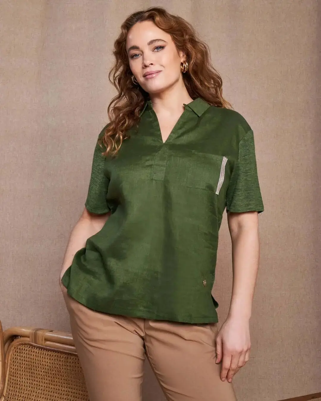 Polo combinata in lino e jersey melange con applicazione di micro catene sul tashino MILITARE - Image 2