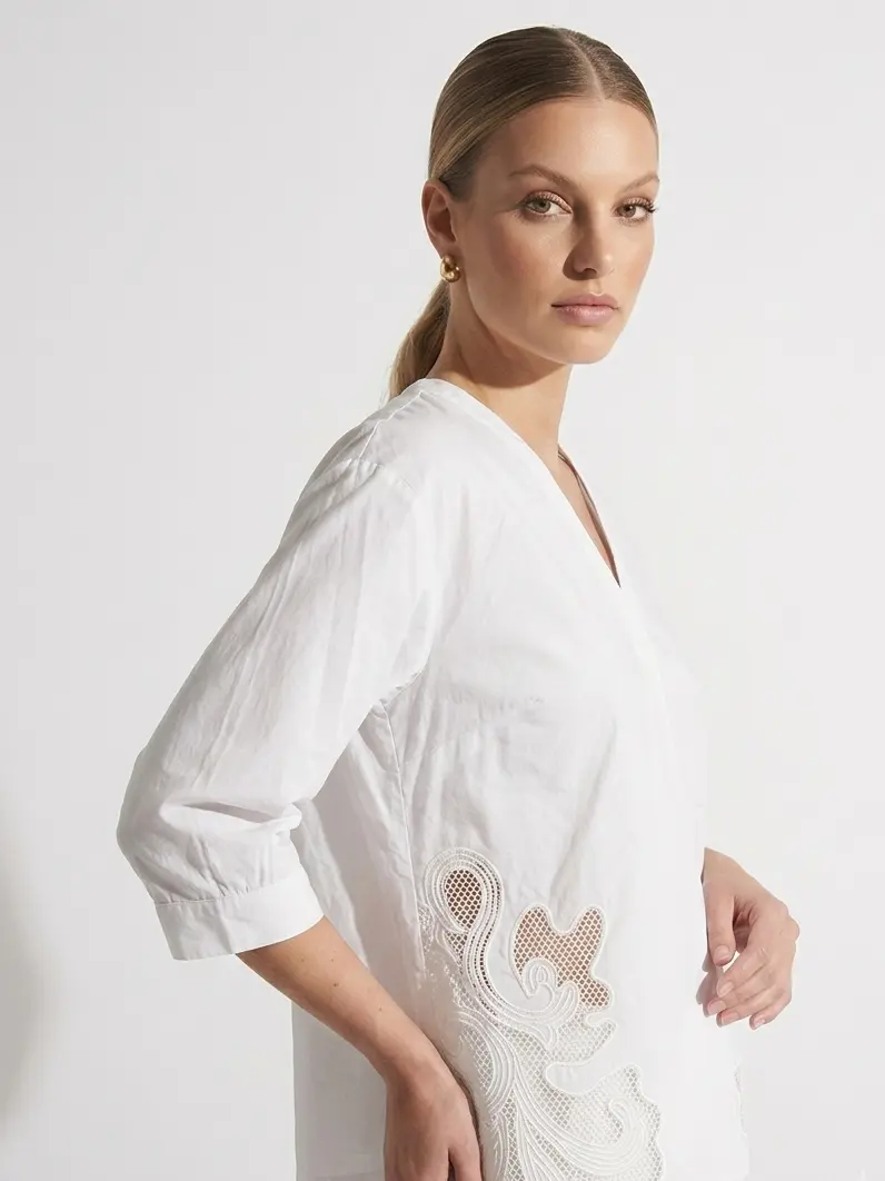 Blusa con ricamo - Image 3