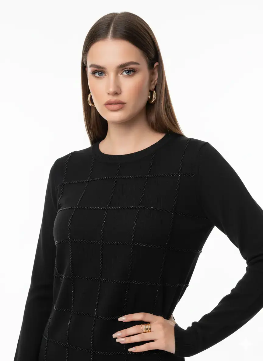 Maglia girocollo con applicazioni - Image 4