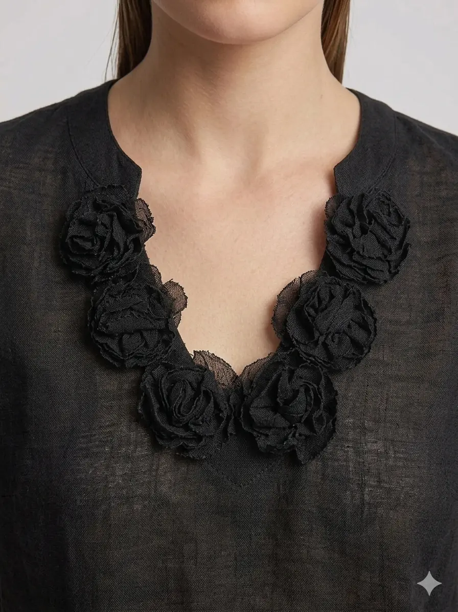 T-Shirt Noir Romantique - Image 3